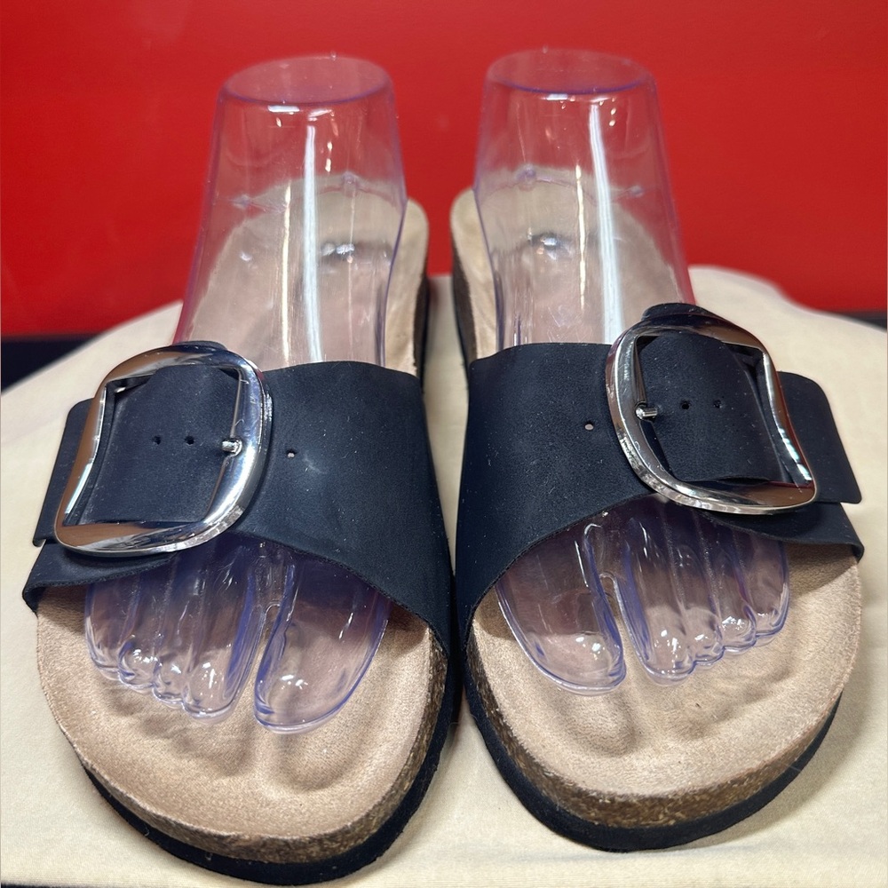 SO Brand Slip On Cork Bed Sandals Black Faux Suede Adj Buckle Women’s Size Large